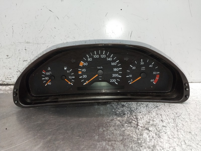 Recambio de cuadro instrumentos para mercedes clase e (w210) berlina diesel 300 diesel (210.020) referencia OEM IAM 2105408047 1