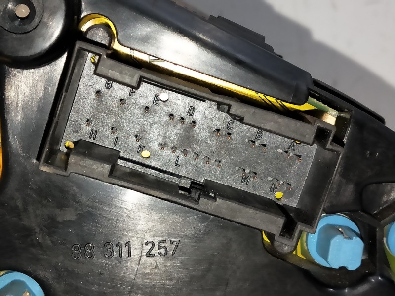 Recambio de cuadro instrumentos para mercedes clase e (w210) berlina diesel 300 diesel (210.020) referencia OEM IAM 2105408047 1