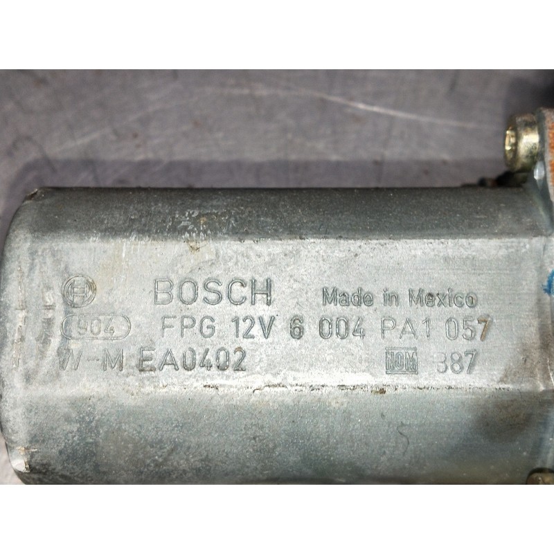 Recambio de elevalunas delantero derecho para jeep gr.cherokee (wj/wg) 2.7 crd limited referencia OEM IAM 6004PA1057  5P