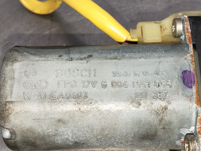 Recambio de elevalunas delantero izquierdo para jeep gr.cherokee (wj/wg) 2.7 crd limited referencia OEM IAM 6004PA1056  5P