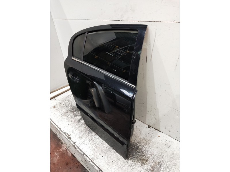Recambio de puerta trasera derecha para opel astra h ber. enjoy referencia OEM IAM   5P