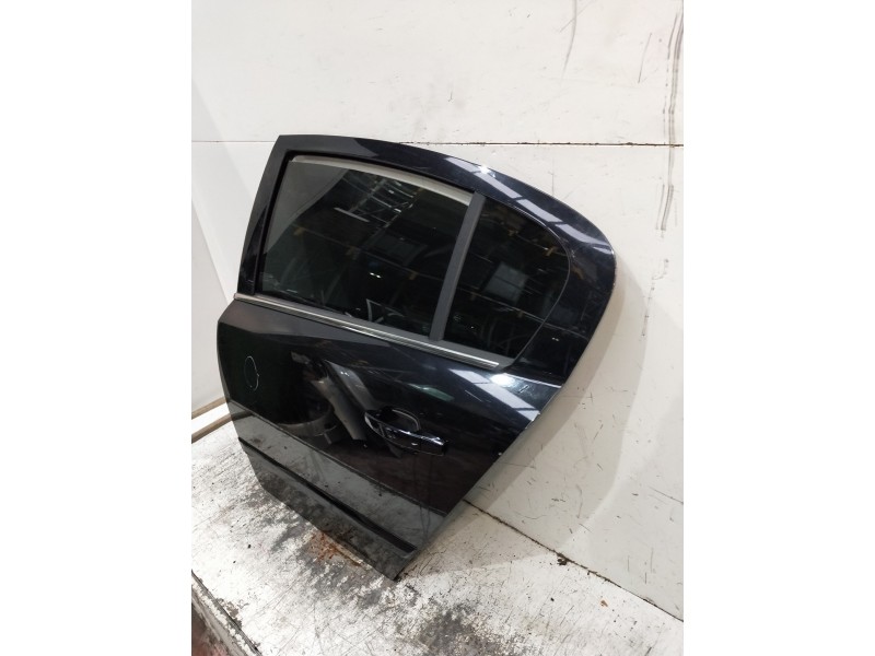 Recambio de puerta trasera izquierda para opel astra h ber. enjoy referencia OEM IAM   5P