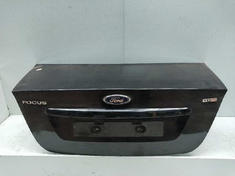 Recambio de tapa maletero para ford focus berlina (cap) 1.8 tdci turbodiesel cat referencia OEM IAM   