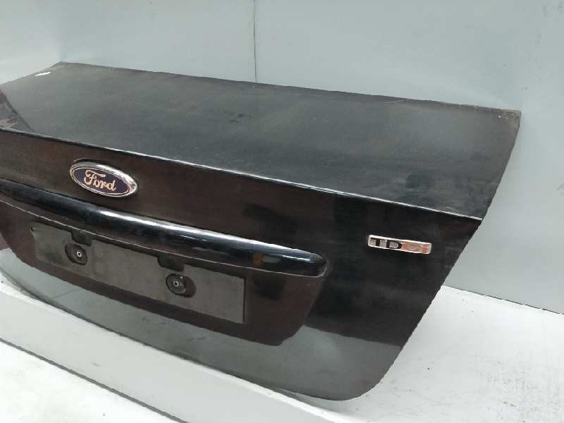 Recambio de tapa maletero para ford focus berlina (cap) 1.8 tdci turbodiesel cat referencia OEM IAM   
