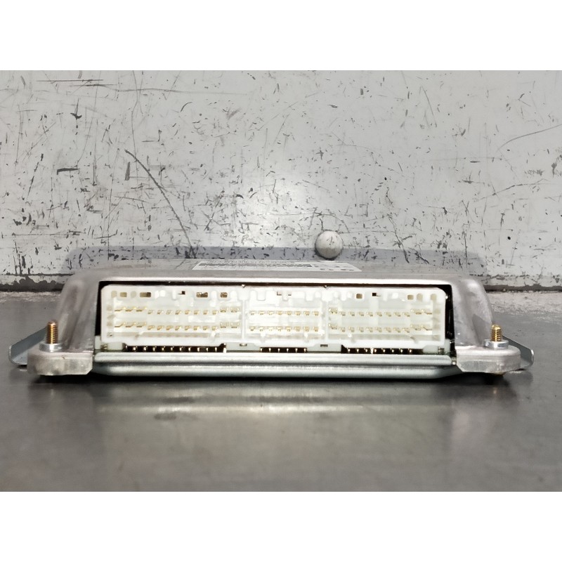 Recambio de centralita motor uce para toyota corolla (e12) 1.6 linea sol berlina 3/5 referencia OEM IAM 8966113250 1752008301 