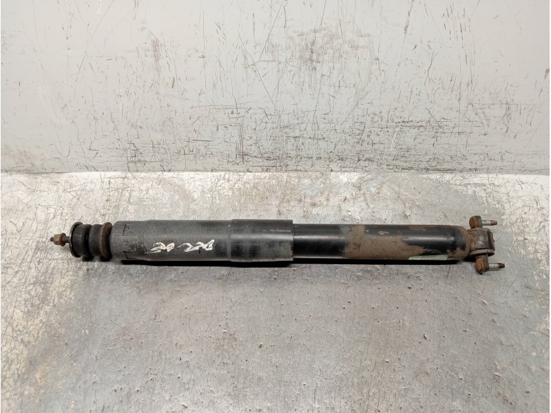 Recambio de amortiguador delantero derecho para jeep gr.cherokee (wj/wg) 2.7 crd limited referencia OEM IAM P52088900AN  