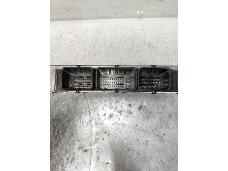 Recambio de centralita motor uce para peugeot 206 berlina xr referencia OEM IAM 9646988680 9644625680 