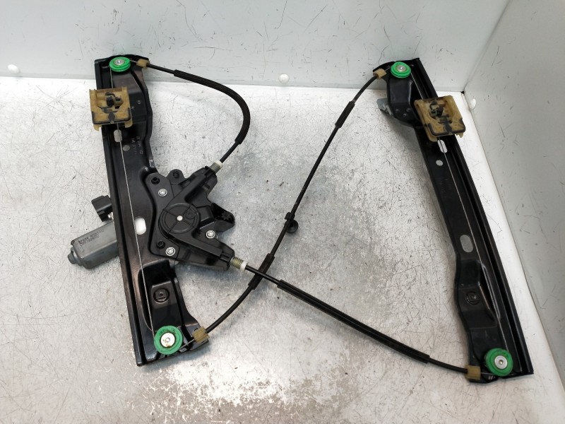 Recambio de elevalunas delantero derecho para ford focus lim. trend referencia OEM IAM FR1HK14022  5P