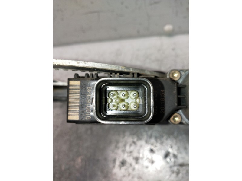 Recambio de elevalunas delantero derecho para opel astra f berlina california referencia OEM IAM   4P