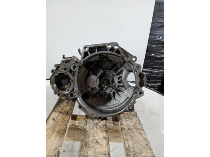 Recambio de caja cambios para volkswagen vento (1h2) gl referencia OEM IAM CHB 06103147 5V