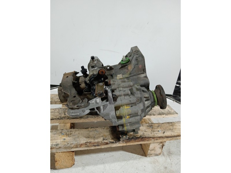Recambio de caja cambios para volkswagen vento (1h2) gl referencia OEM IAM CHB 06103147 5V