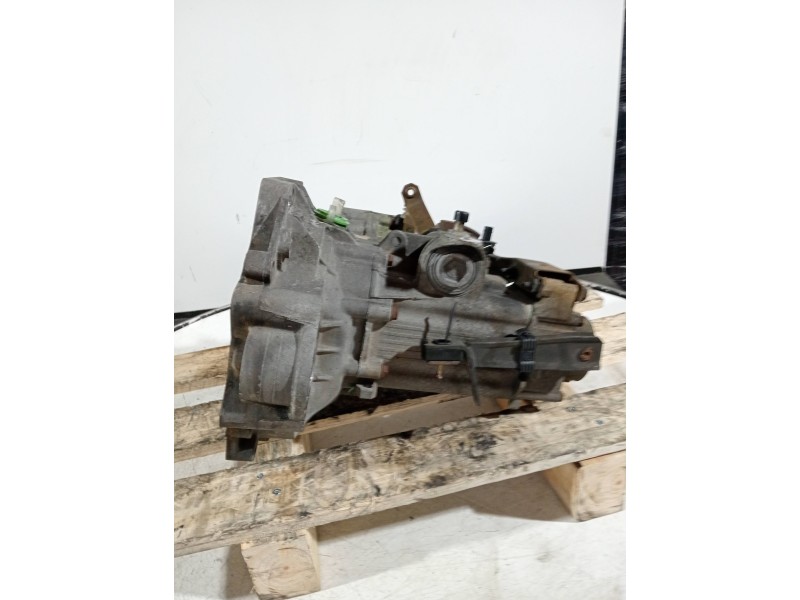 Recambio de caja cambios para volkswagen vento (1h2) gl referencia OEM IAM CHB 06103147 5V