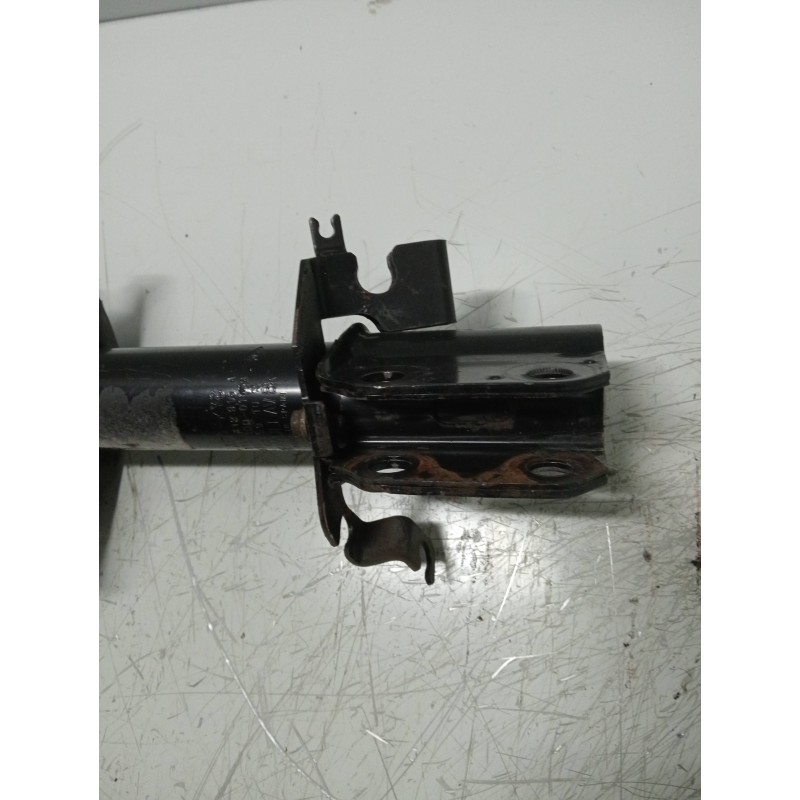 Recambio de amortiguador delantero derecho para renault megane i fase 2 classic (la..) 1.9 d rt referencia OEM IAM   