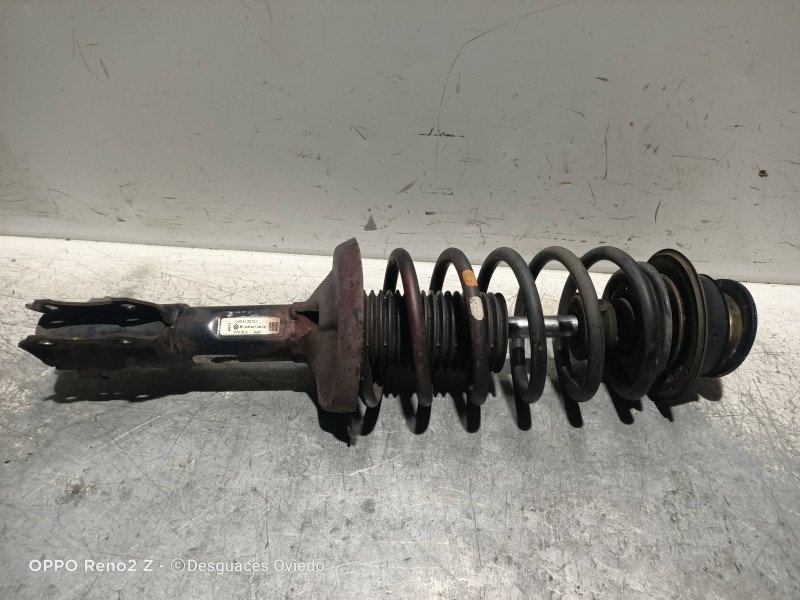 Recambio de amortiguador delantero izquierdo para volkswagen vento (1h2) gl referencia OEM IAM 1H0413031C  