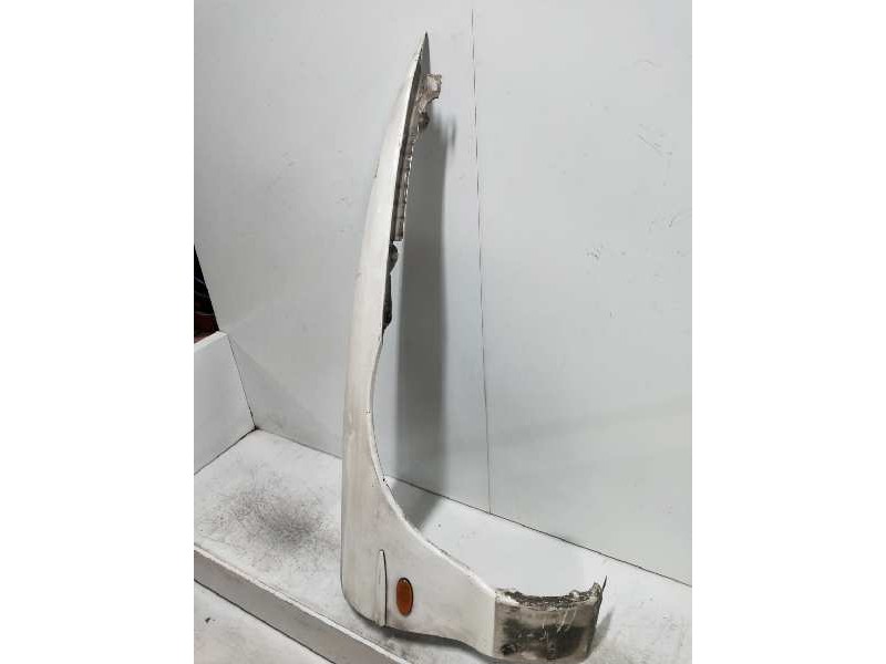 Recambio de aleta delantera derecha para ford probe 2.5 v6 24v cat referencia OEM IAM   