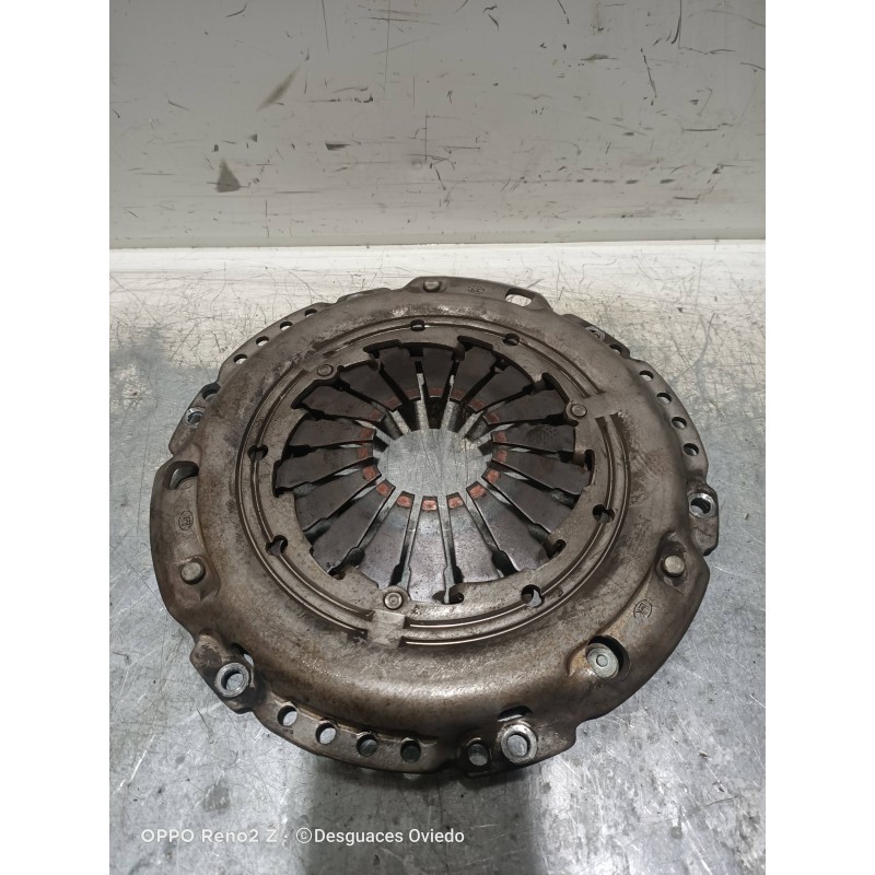 Recambio de kit embrague para toyota corolla verso (r1) 2.0 d-4d luna referencia OEM IAM 323063410  