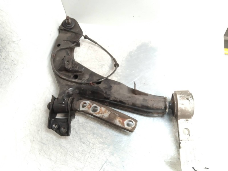 Recambio de brazo suspension inferior delantero derecho para nissan primera berlina (p12) referencia OEM IAM   