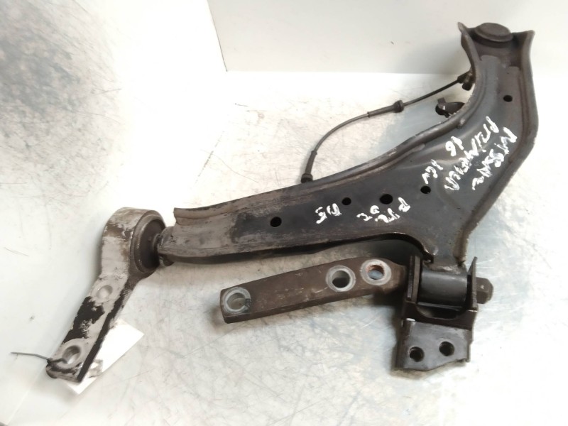 Recambio de brazo suspension inferior delantero derecho para nissan primera berlina (p12) referencia OEM IAM   