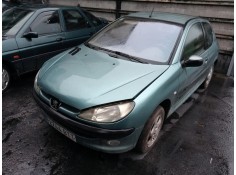 peugeot 206 berlina del año 2002