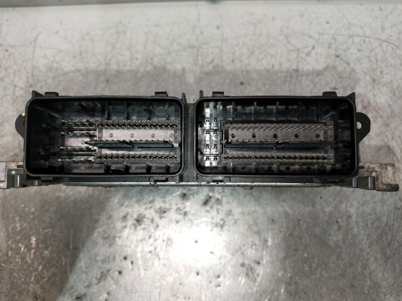 Recambio de centralita motor uce para ford focus lim. trend referencia OEM IAM 0281034773 H1F112A650EE 