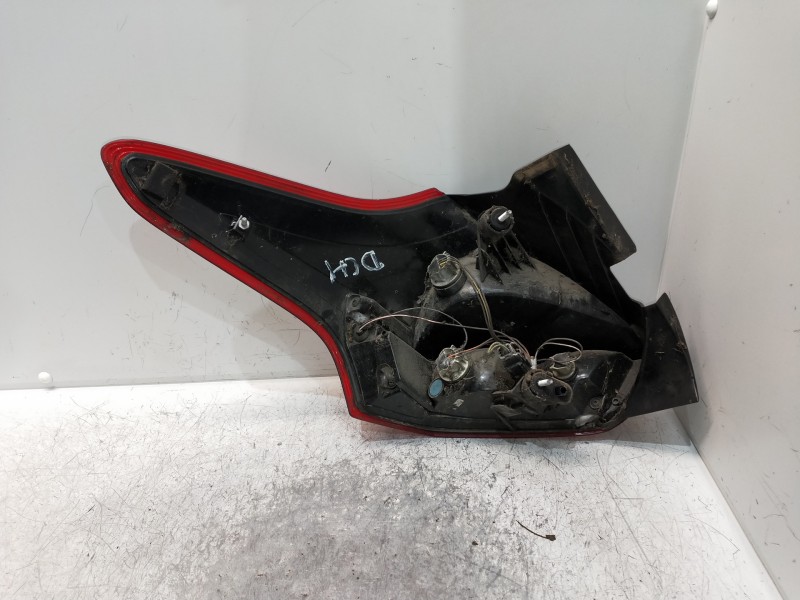 Recambio de piloto trasero derecho para ford focus lim. trend referencia OEM IAM   