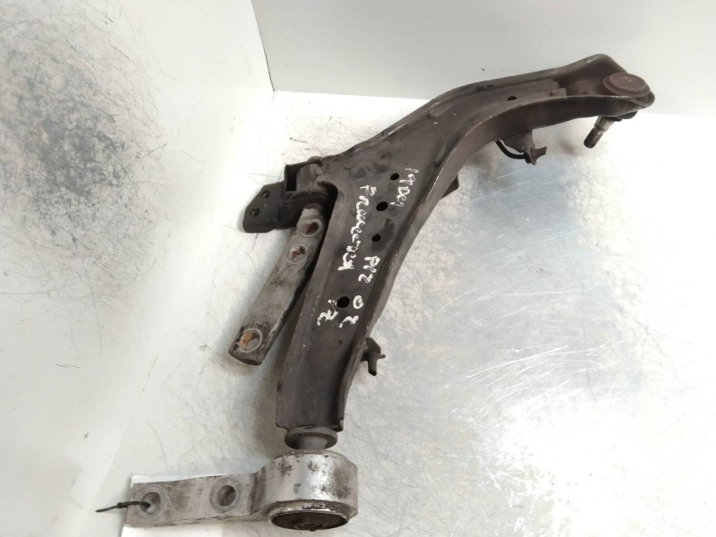 Recambio de brazo suspension inferior delantero izquierdo para nissan primera trav. (p12) 1.9 16v turbodiesel cat referencia OEM Recambio de brazo suspension inferior delantero izquierdo para nissan primera trav. (p12) 1.9 16v turbodiesel cat referencia OEM