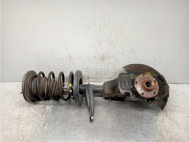 Recambio de mangueta delantera izquierda para audi 100 berlina (c4) básico referencia OEM IAM   