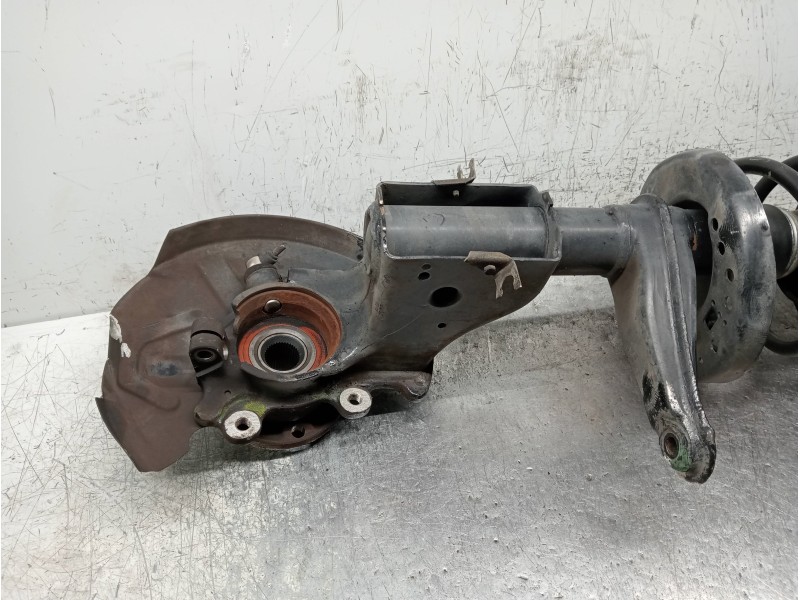 Recambio de mangueta delantera izquierda para audi 100 berlina (c4) básico referencia OEM IAM   