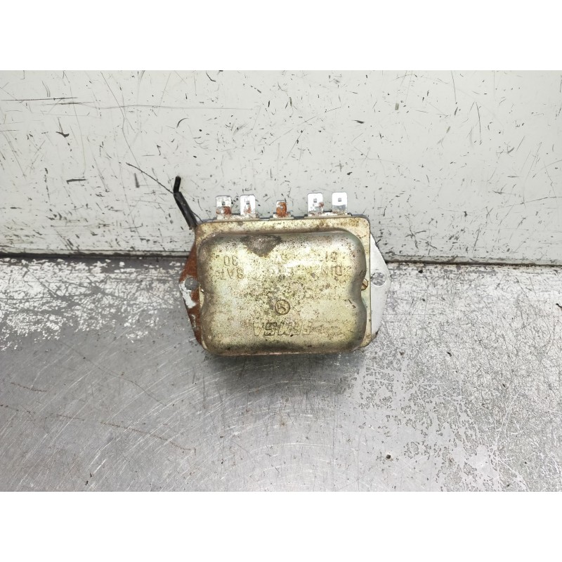 Recambio de rele para renault 4 berlina/familiar/furgoneta referencia OEM IAM REGULADOR DE CORRIENTE 