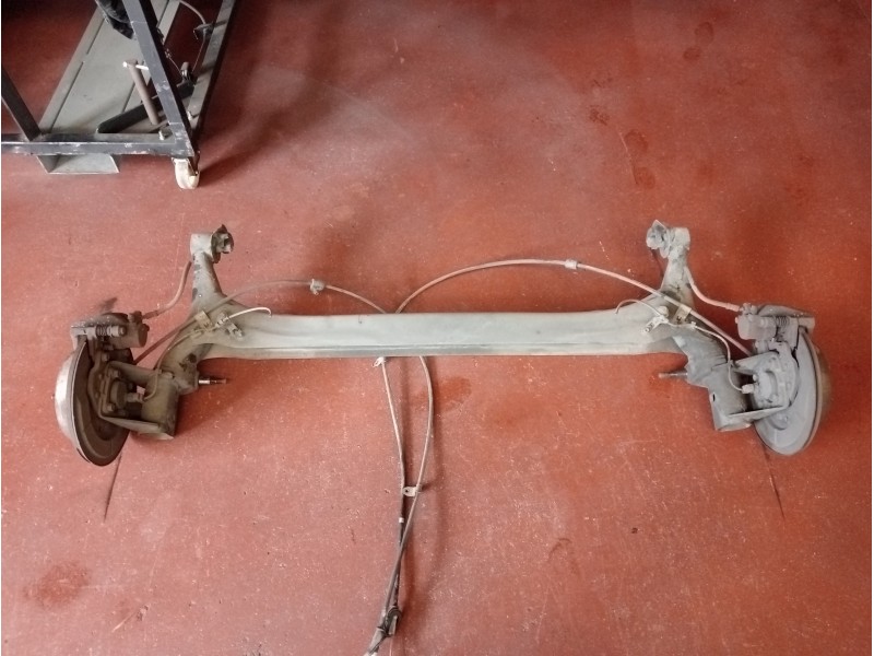 Recambio de puente trasero para toyota corolla verso (r1) 2.0 d-4d luna referencia OEM IAM   DISCO/ABS