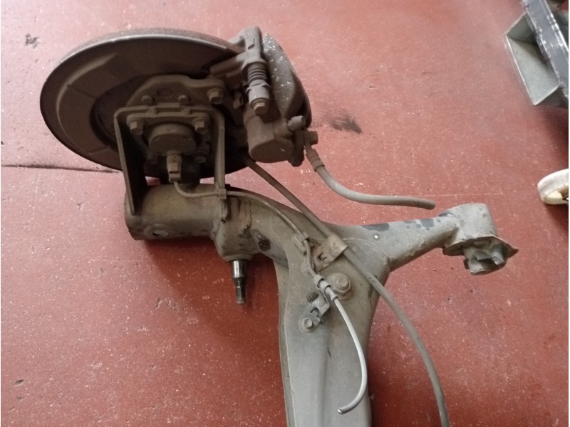 Recambio de puente trasero para toyota corolla verso (r1) 2.0 d-4d luna referencia OEM IAM   DISCO/ABS