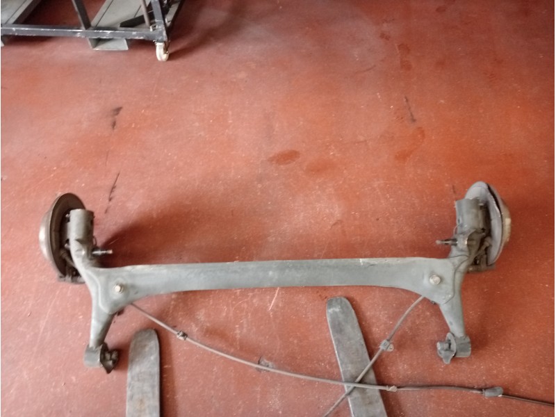Recambio de puente trasero para toyota corolla verso (r1) 2.0 d-4d luna referencia OEM IAM   DISCO/ABS