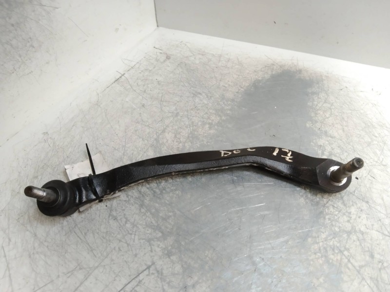 Recambio de brazo suspension inferior delantero izquierdo para nissan primera trav. (p12) 1.9 16v turbodiesel cat referencia OEM