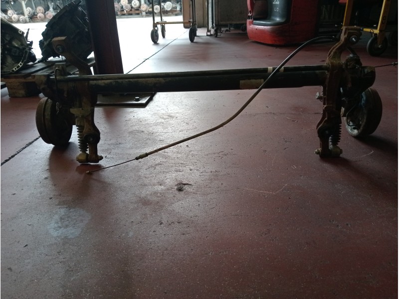 Recambio de puente trasero para peugeot 106 (s2) xn d referencia OEM IAM   4 T