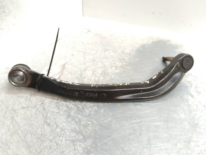 Recambio de brazo suspension inferior delantero izquierdo para nissan primera trav. (p12) 1.9 16v turbodiesel cat referencia OEM