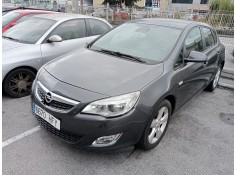 opel astra j lim. del año 2011