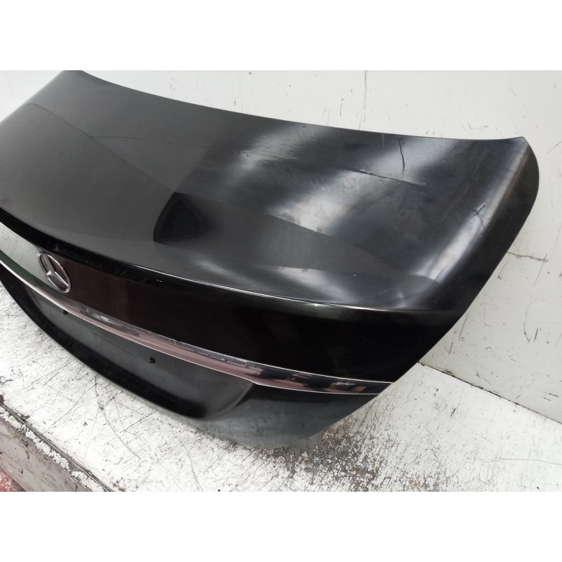 Recambio de tapa maletero para mercedes clase c (w205) lim. c 220 cdi bluetec (205.004) referencia OEM IAM   