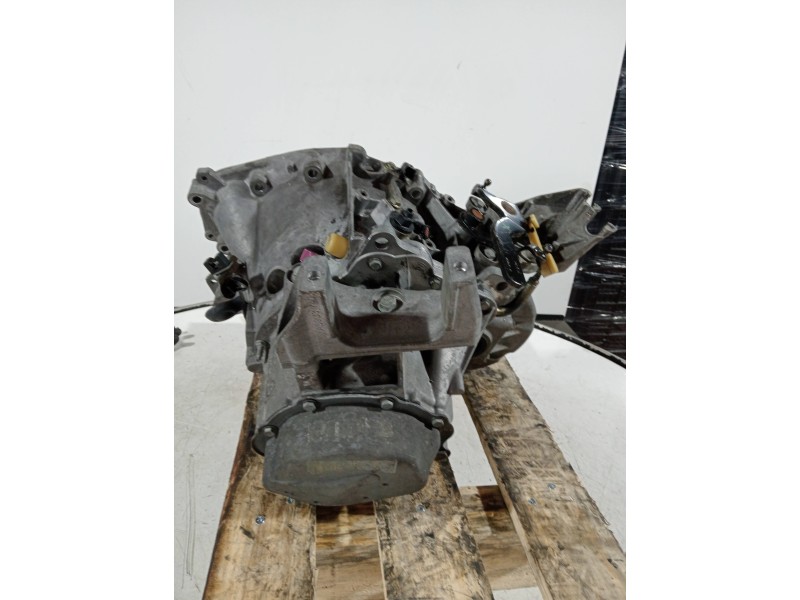 Recambio de caja cambios para citroen c5 berlina attraction referencia OEM IAM 20DM70 9327665B 5V