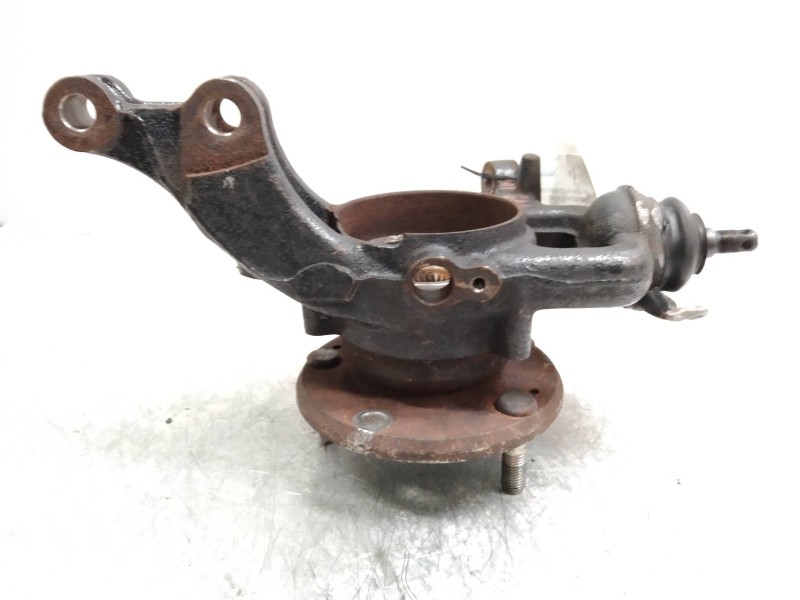 Recambio de mangueta delantera derecha para hyundai i30 1.6 crdi cat referencia OEM IAM   