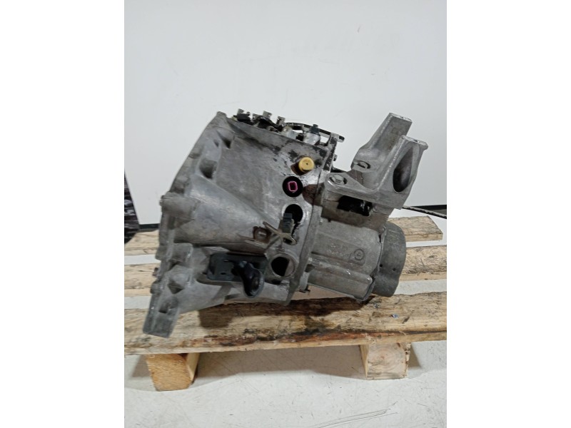 Recambio de caja cambios para citroen c5 berlina attraction referencia OEM IAM 20DM70 9327665B 5V