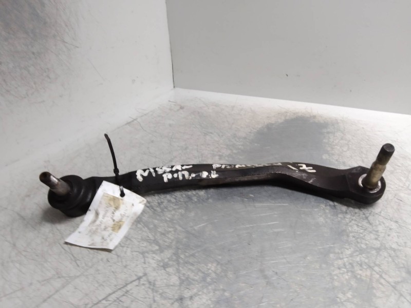 Recambio de brazo suspension inferior delantero izquierdo para nissan primera trav. (p12) 1.9 16v turbodiesel cat referencia OEM