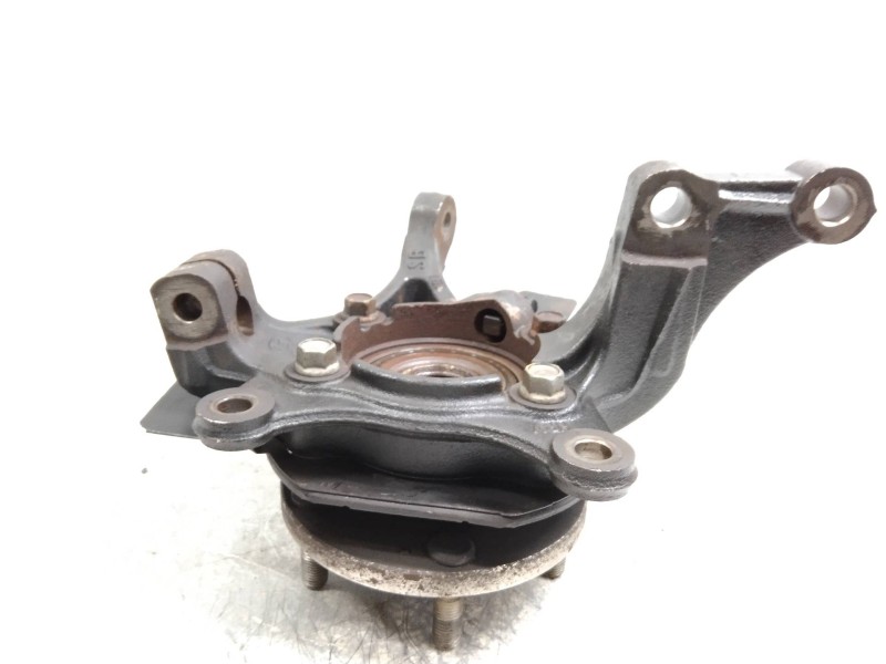 Recambio de mangueta delantera izquierda para hyundai i30 1.6 crdi cat referencia OEM IAM   