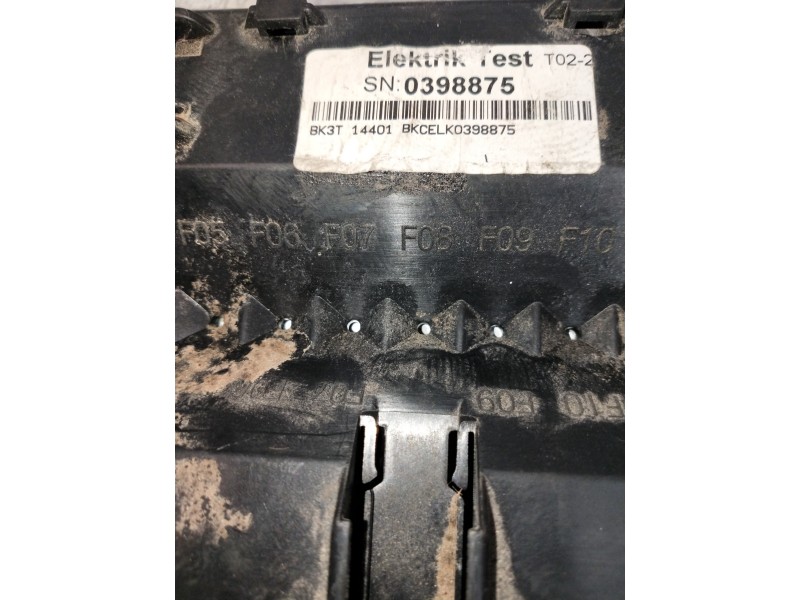 Recambio de caja reles / fusibles para ford transit custom kombi 300 l1 ambiente referencia OEM IAM   