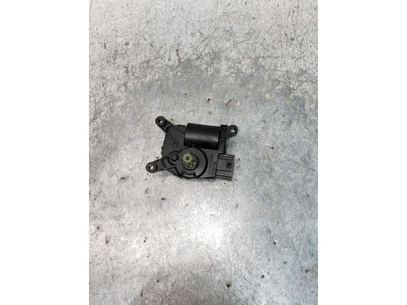 Recambio de motor apertura trampillas climatizador para ford transit custom kombi 300 l1 ambiente referencia OEM IAM AV6N16B634A