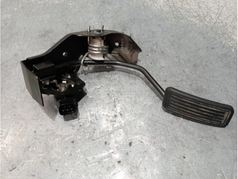 Recambio de potenciometro pedal para toyota avensis berlina (t25) 1.8 sol sedán (4-ptas.) referencia OEM IAM 7811135030  