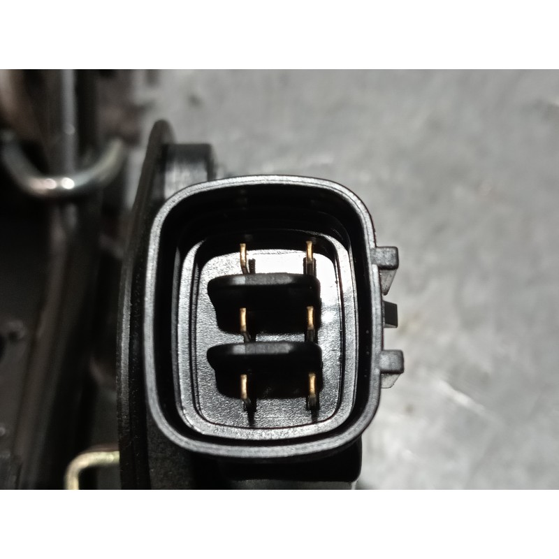 Recambio de potenciometro pedal para toyota avensis berlina (t25) 1.8 sol sedán (4-ptas.) referencia OEM IAM 7811135030  