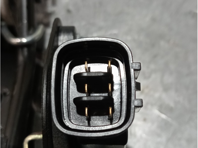 Recambio de potenciometro pedal para toyota avensis berlina (t25) 1.8 sol sedán (4-ptas.) referencia OEM IAM 7811135030  