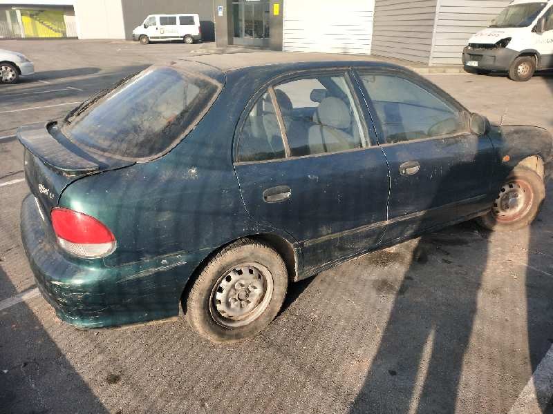 hyundai accent (x3) del año 2000