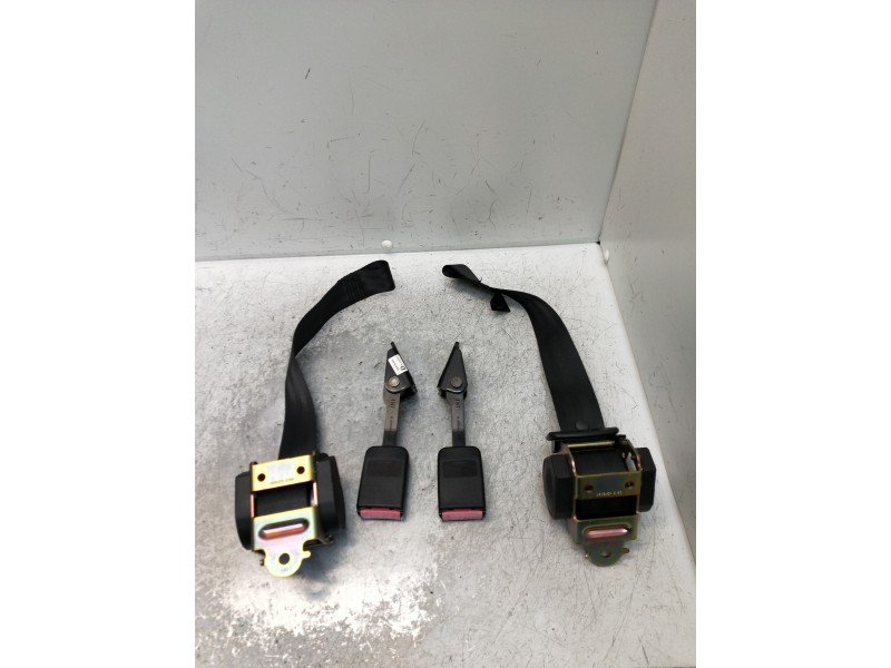 Recambio de juego cinturones trasero para peugeot 307 cc (s2) básico referencia OEM IAM   