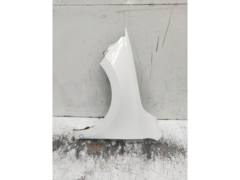 Recambio de aleta delantera izquierda para seat toledo (kg3) style referencia OEM IAM   